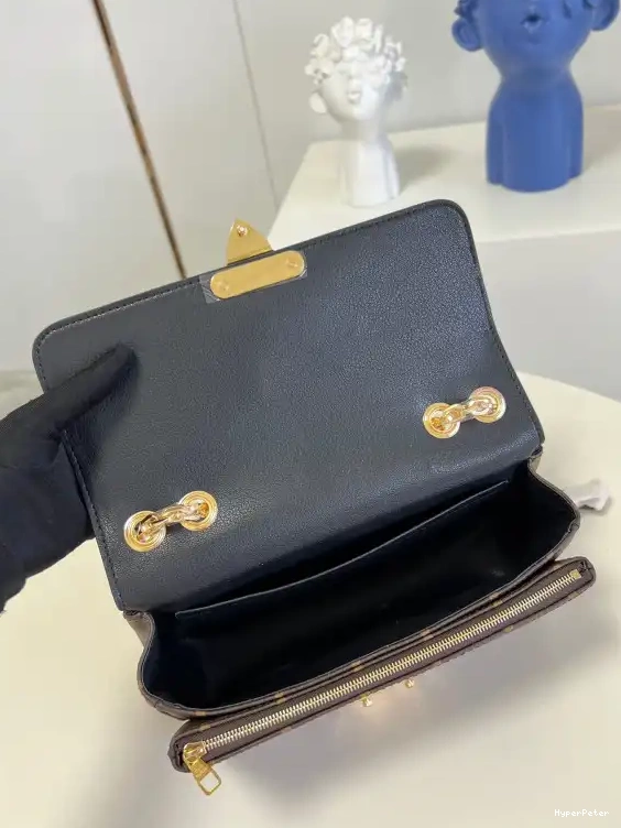 LOUIS MARCEAU VUITTON 0704
